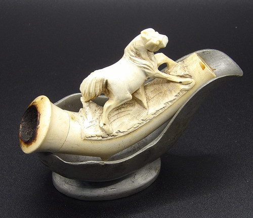Vintage meerschaum horse - ,