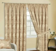 Pencil Pleat Fully Lined