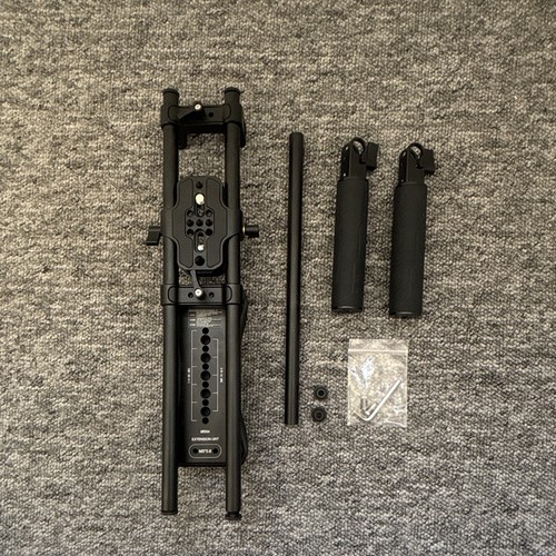 Universal shoulder rig - universal,