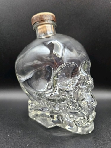 Crystal head vodka empty - crystal,