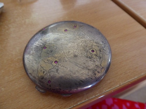 Collectors vintage compact - collectors,