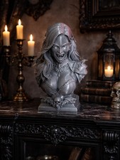 Vampirella Bust Sculpture –