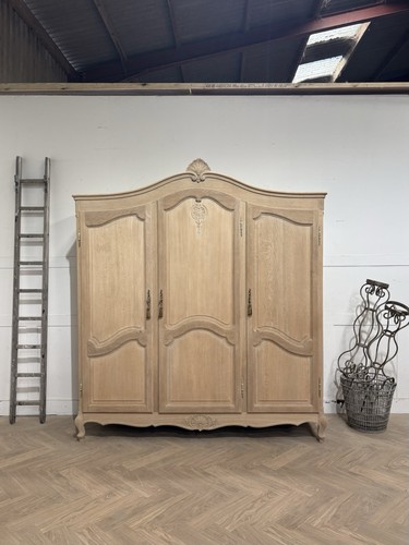 Vintage french armoire - /, 3