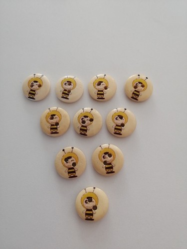 Pale wooden buttons with - buttons,