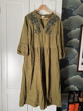 Monsoon Green Cord Dress, Floral Appliqué, Pie Crust Collar, Flared Sleeve Sz 18