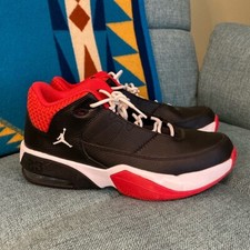Nike Jordan Max Aura 3 Youth Size 6.5