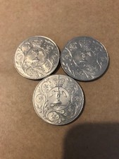 3 x Queen Elizabeth 1997.      Silver Jubilee Commemoration coin.
