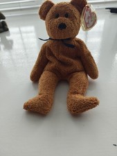 Ty Beanie Babies Fuzz the Bear