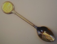 SZ492) Coronation Street Rovers return TV soap souvenir vintage collectors spoon