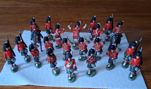 Toy soldiers vintage - toy,