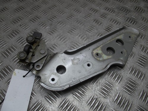 Nissan elgrand left passenger - left,