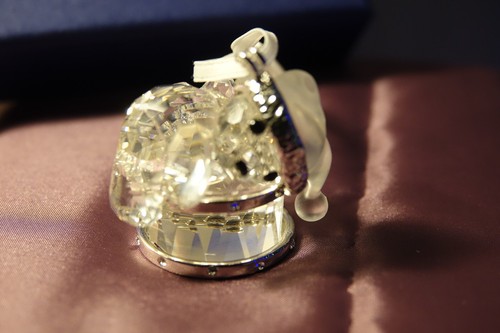 Swarovski kris bear lying - bear,