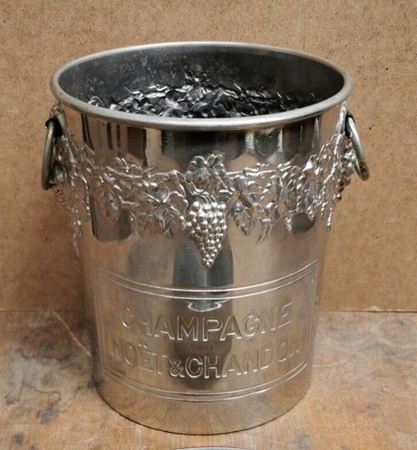 Moet chandon metal champagne - chandon,