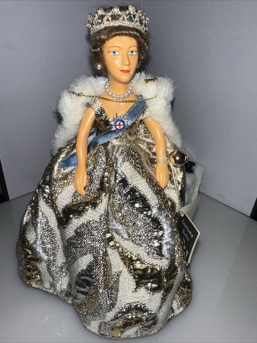 Peggy nisbet model - nisbet, hm