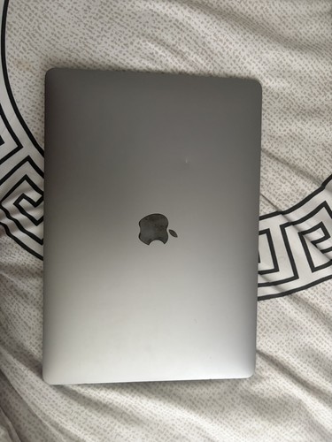 2020 macbook air 3 - 13",