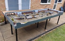 00 gauge model railway layout