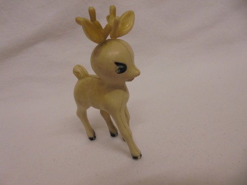 Vintage kitsch wide eyed deer - wide,