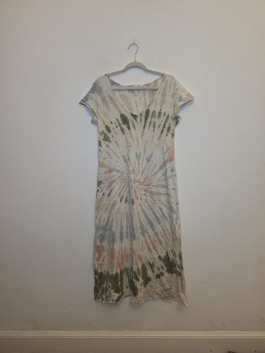 Handmade tie dye floaty - tie, maxi