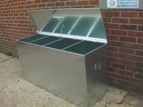 Compartment metal feed - 4,