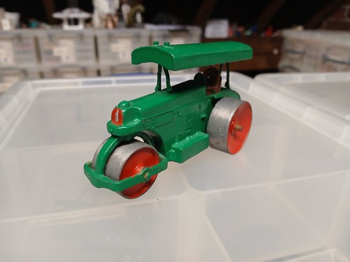 Dinky toys aveling barford - dinky,