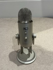 Blue Microphones Yeti USB Microphone Platinum (988-000102)