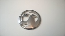 VAUXHALL GRIFFIN BOOT BADGE