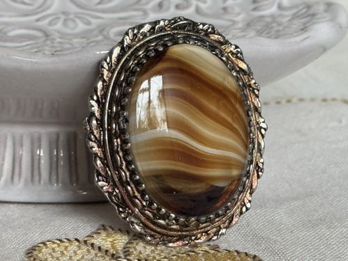 Vintage brown white - brown/white, banded