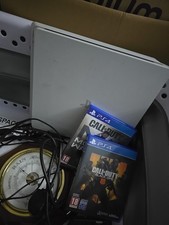 Sony playstation 4 PS4 Slim