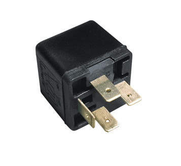 Amp pin relay with - amp, plug