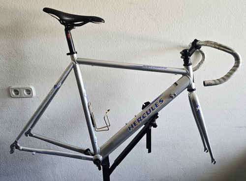 Hercules road bike frame 57 - road, rh