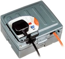 Timeguard WXT205NP Weathersafe Extreme Twin Gang 13A Switched Active RCD Socket