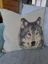 Iosis Cushion Throw Cushion Wolf Chevron Feather Fill Beige 40 x 40cm