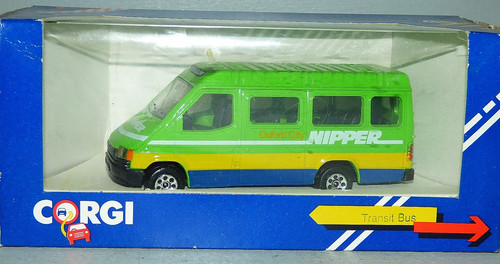 Corgi toys c676 ford - c676/12,