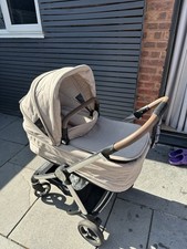 Mamas and Papas Strada pushchair and carrycot system