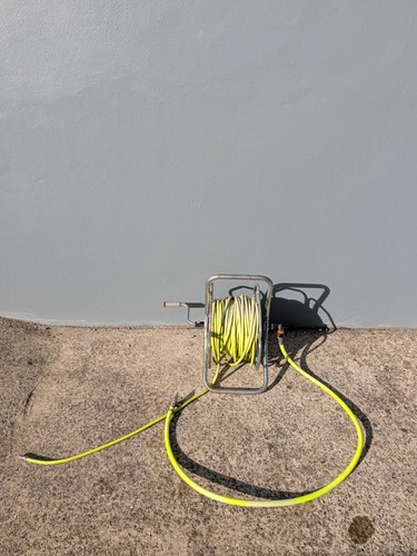 Metal hose reel - reel, hi-vis