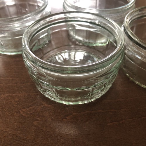 Clear glass dishes - x,