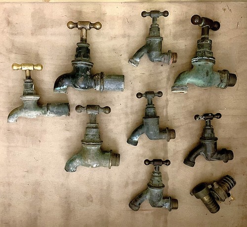 Quantity vintage brass - 8,