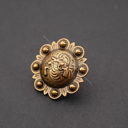 Lot conchos antique brass - lot,