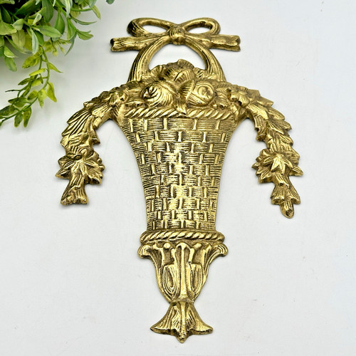 Vtg solid brass - vtg, flower