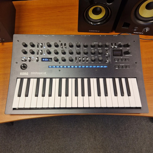Korg minilogue polyphonic - xd,