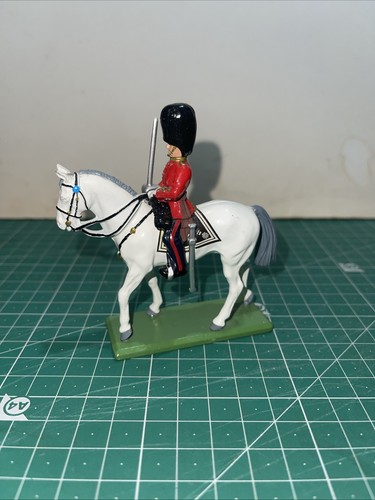 Britains metal soldier - britains,