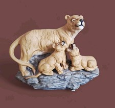 1992 PANTHER MOUNTAIN LION COUGAR PUMA CUBS  7" X 6" FIGURINE MERCURIES USA