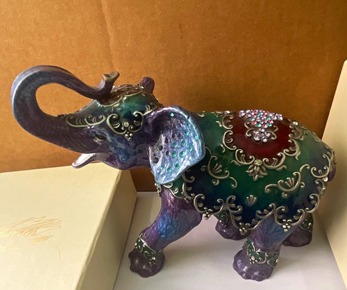 Hidden treasures elephant - treasures,