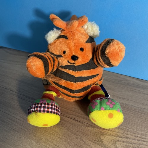 Cbeebies born play where s - cbeebies,