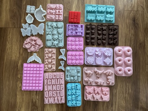 Large mixed bundle moulds - bundle, of