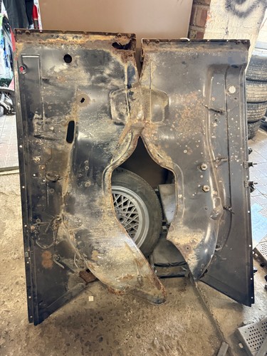 Mercedes waggon inner - mercedes,