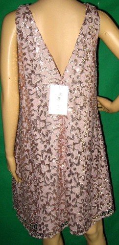 Nwt 199 champagne v - nwt,