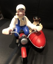 Vintage 1989 Collectable Wallace & Gromit Motorbike Toothbrush Holder 