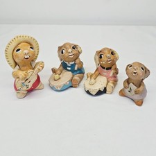 4 Pendelfin Rabbits Music