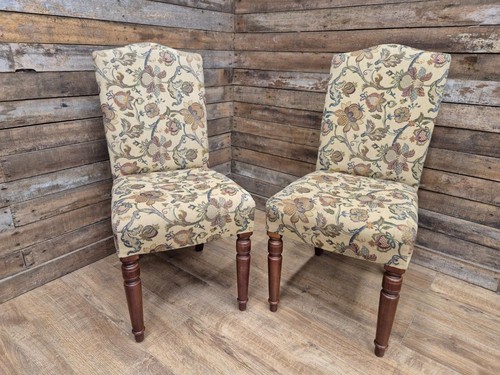 Two country house style - two,